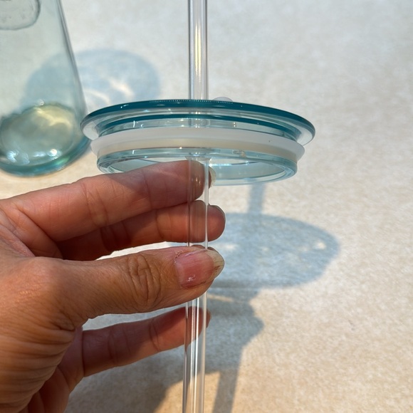 Levi Strauss Glass with lid & straw - Picture 7 of 9